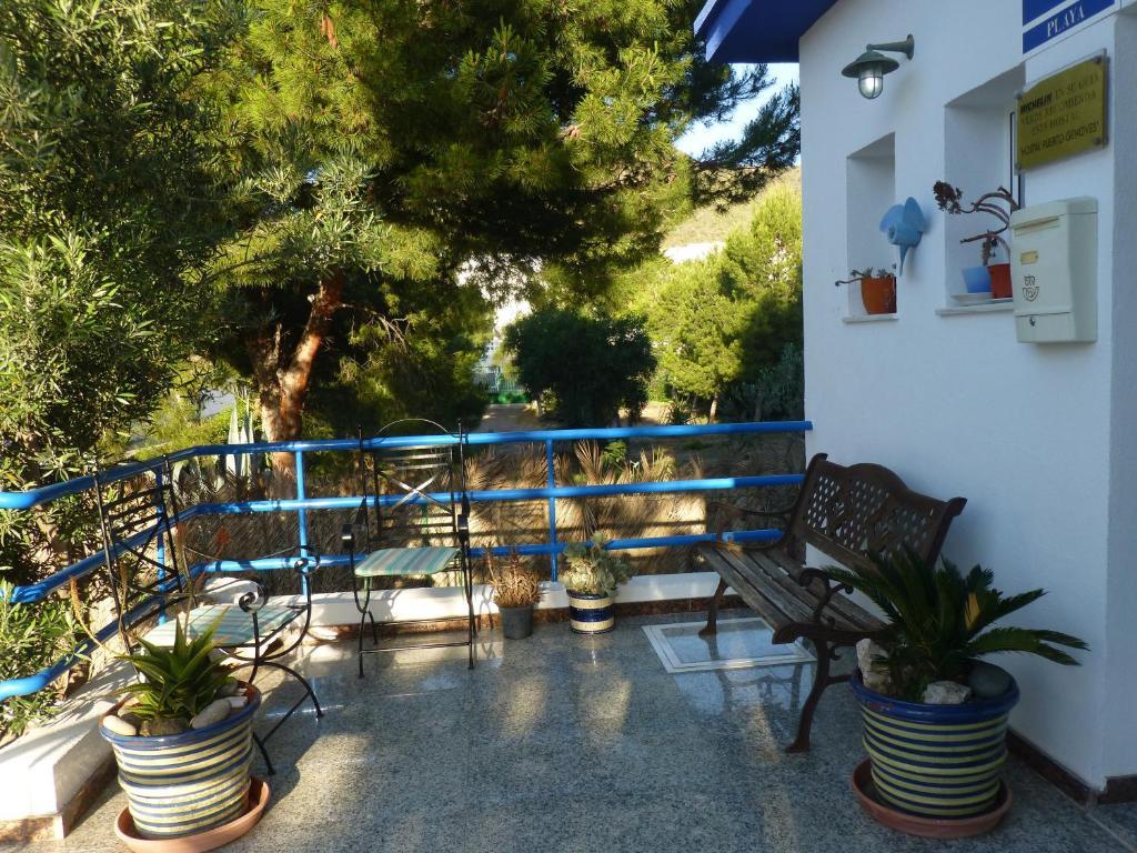 Hostal Puerto Genovés San José Exterior foto